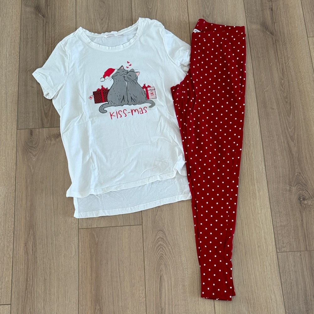 La Vie En Rose Christmas Pajama Set